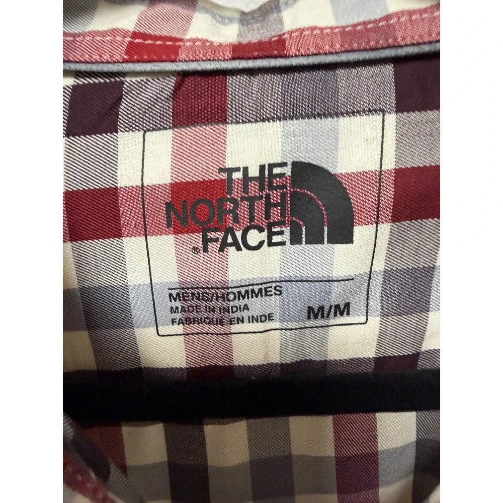 The North Face Mens Plaid Button Down Long Sleeve‎ Shirt - Medium